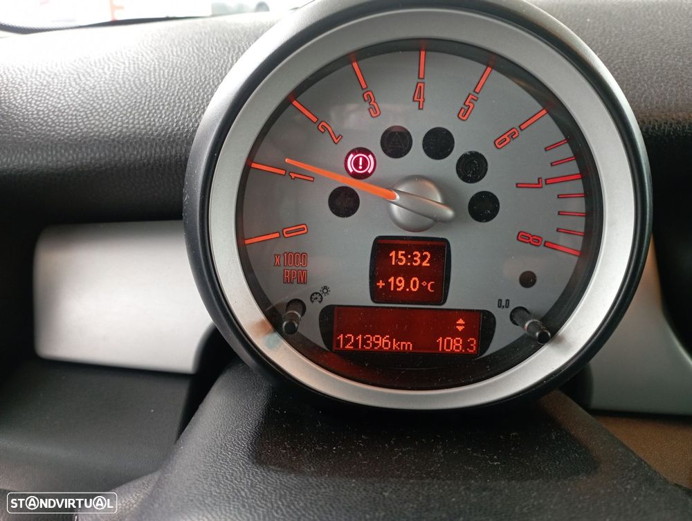 MINI 3 Portas One 1.4 - 15