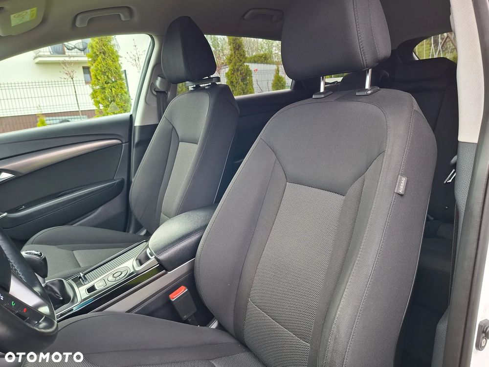 Hyundai i40 Kombi 1.7 CRDi Premium - 22