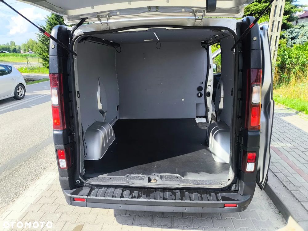 Opel VIVARO - 19