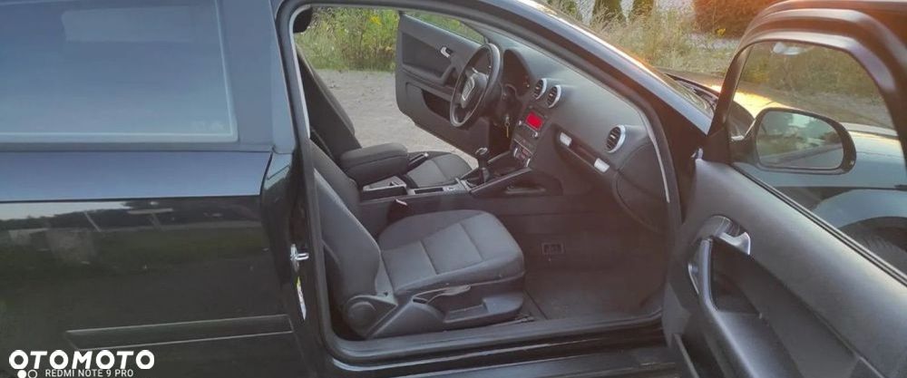 Audi A3 3-drzwiowe 1.6 TDI DPF S line Sportpaket (plus) - 27