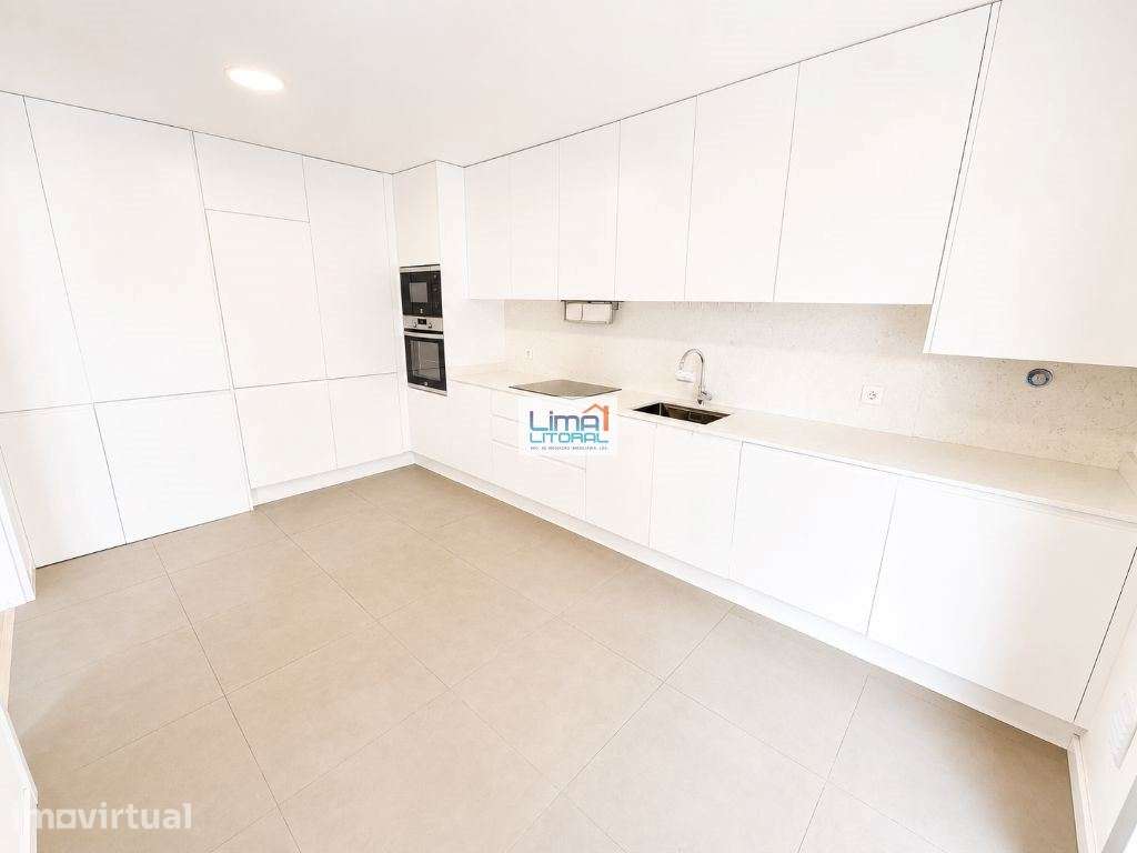 Moderno apartamento T3 com garagem privativa - Leiria - Grande imagem: 2/25