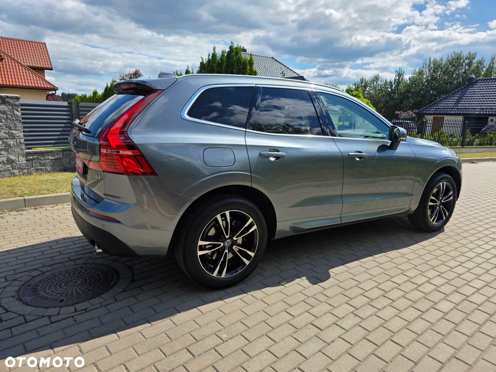 Volvo XC 60 B4 B Momentum Pro - 21