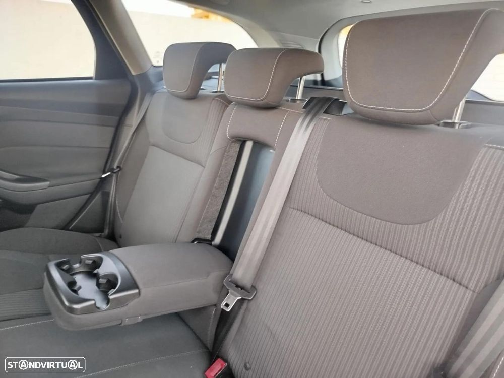Ford Focus SW 1.6 TDCi Titanium Best - 11