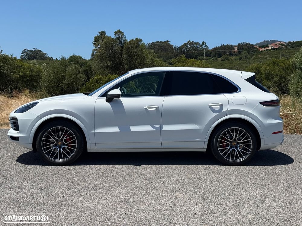 Porsche Cayenne E-Hybrid - 5