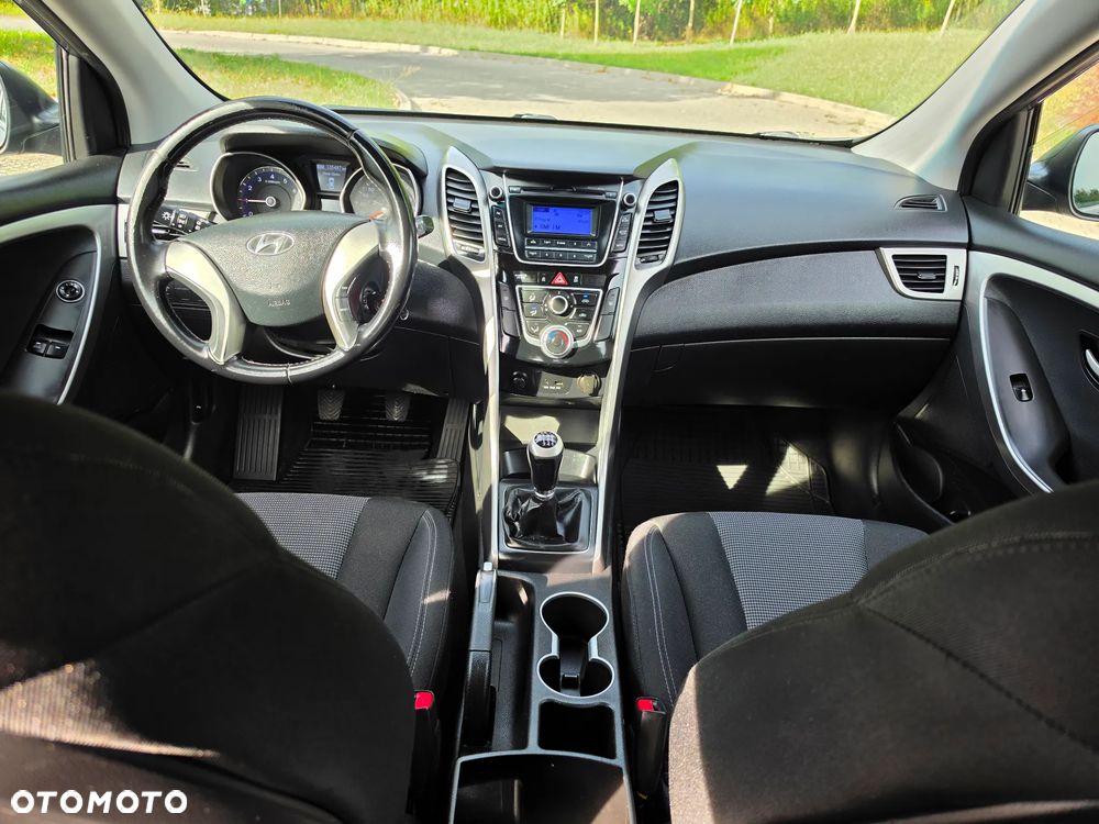 Hyundai i30 blue 1.4 Classic - 5