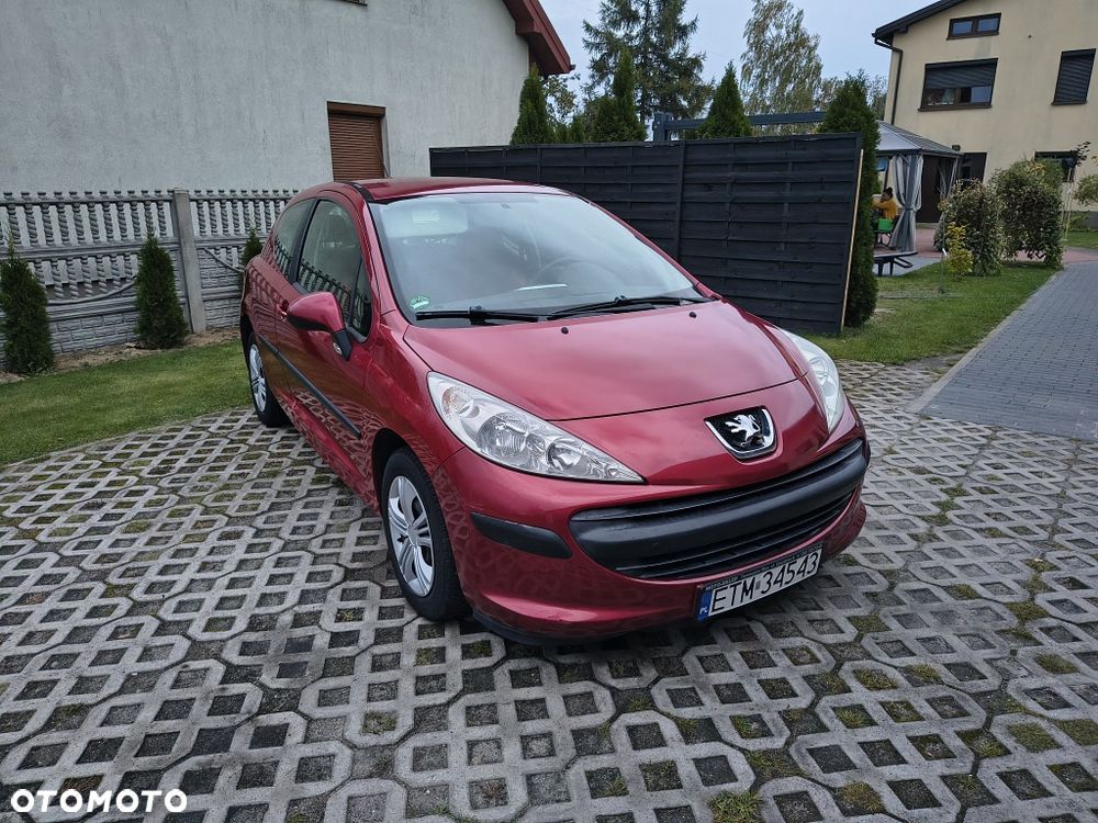 Peugeot 207 2007 photo 3