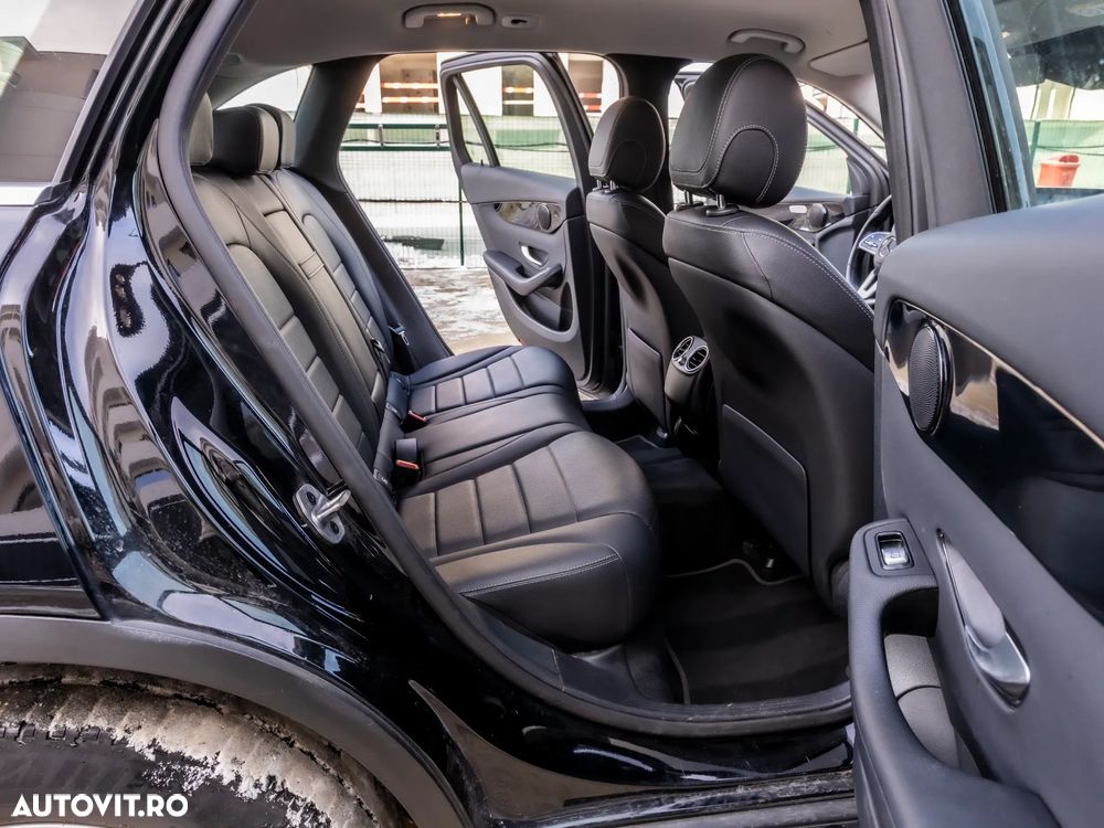 Mercedes-Benz GLC 300 de 4Matic 9G-TRONIC - 6