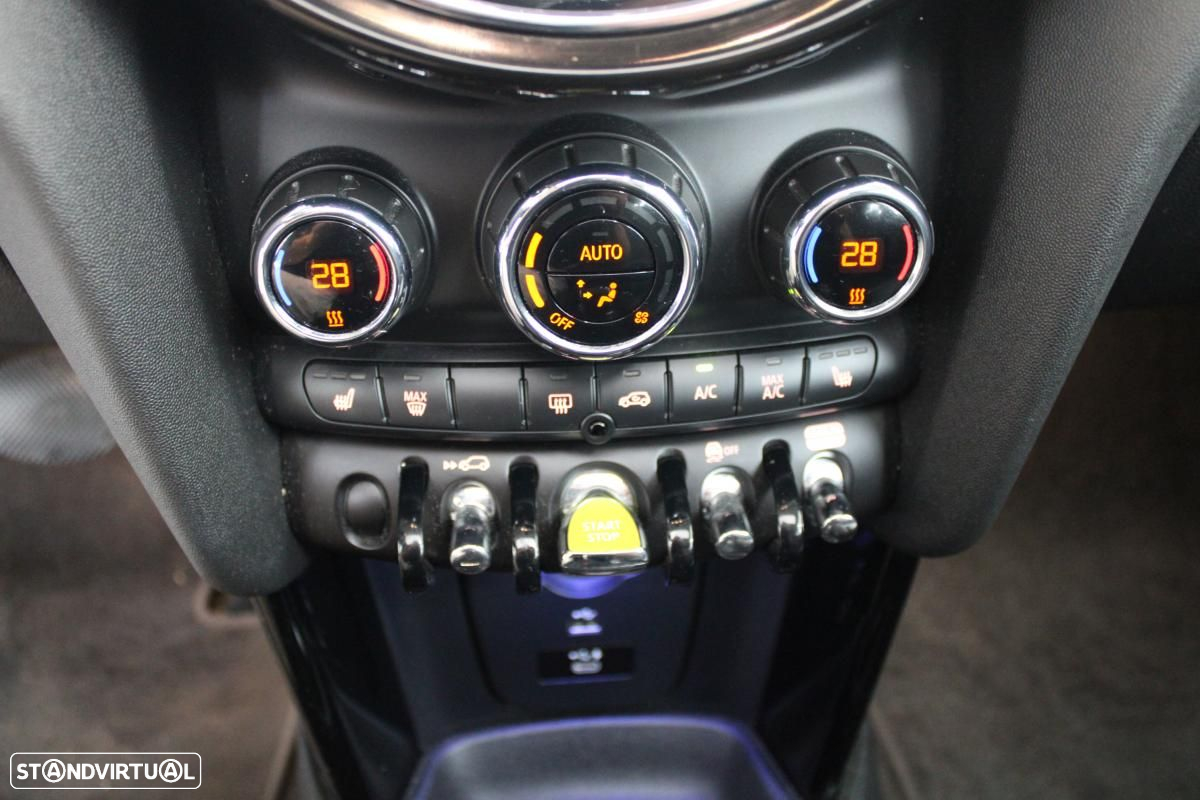 MINI 3 Portas Cooper SE Camden Edition - 18