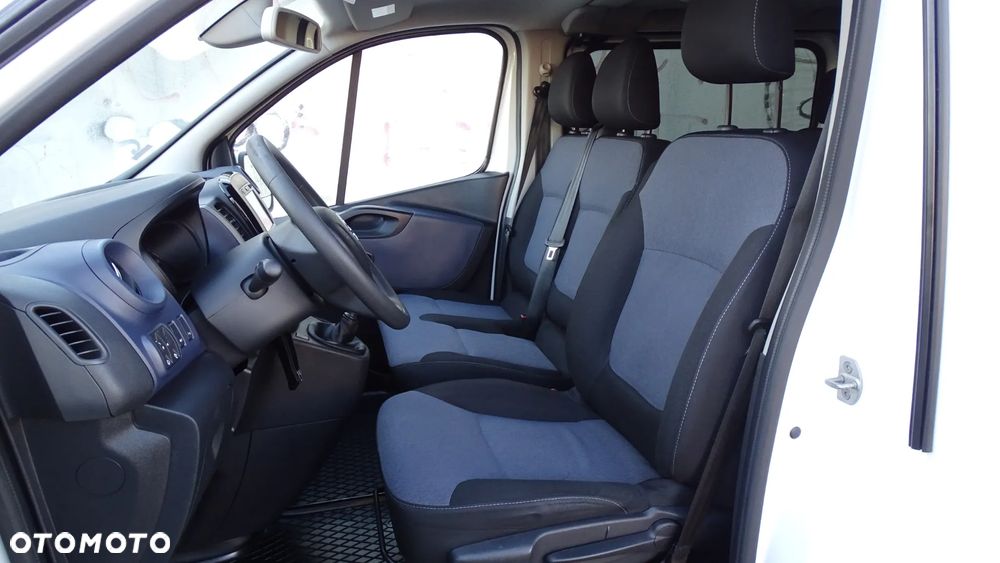 Opel Vivaro L1H1 2,7t Elegance Premium - 9