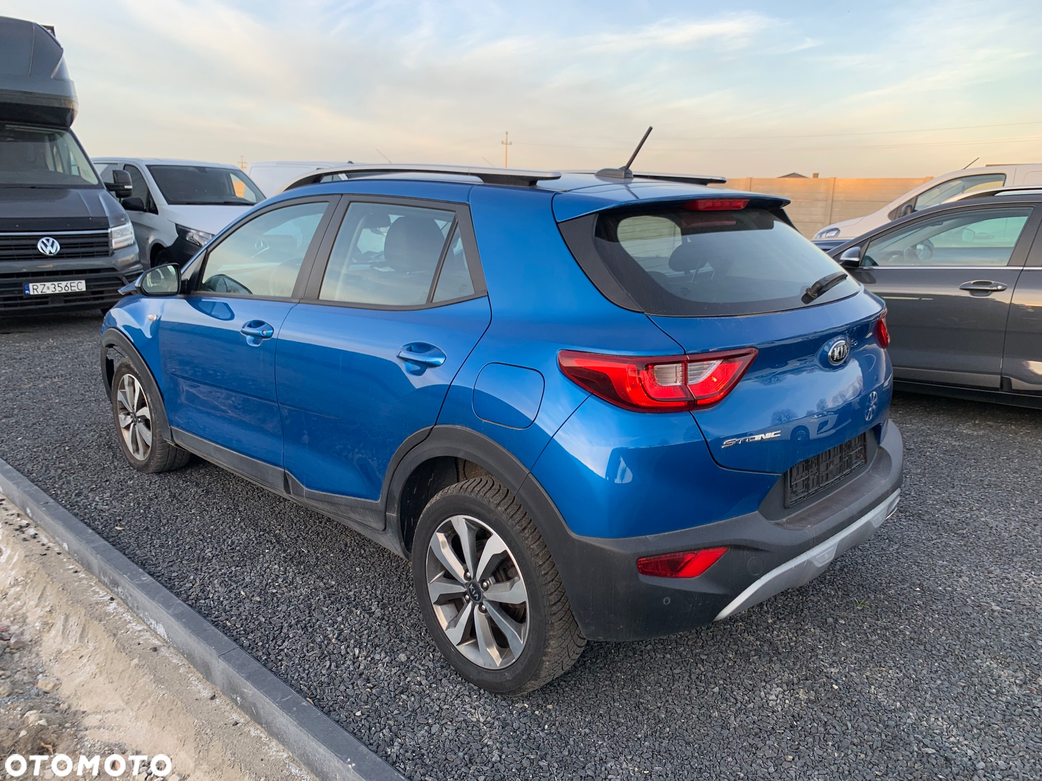 Kia Stonic - 3