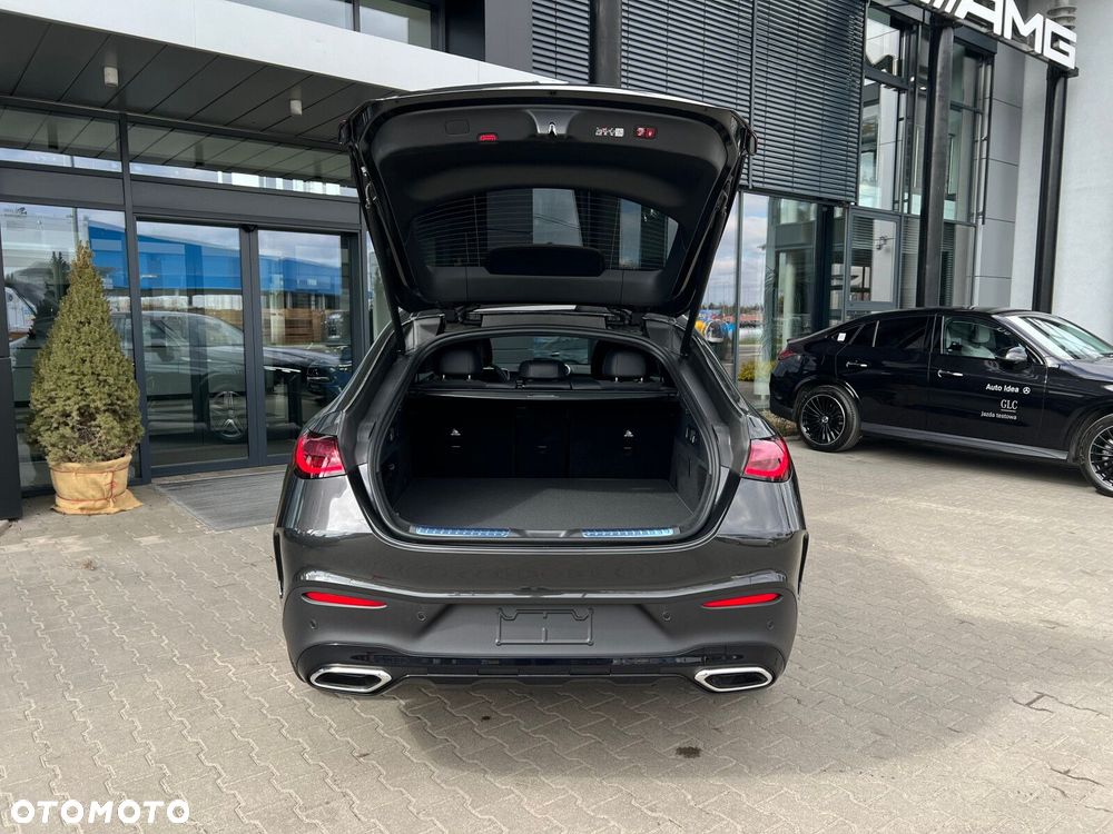 Mercedes-Benz GLC - 22