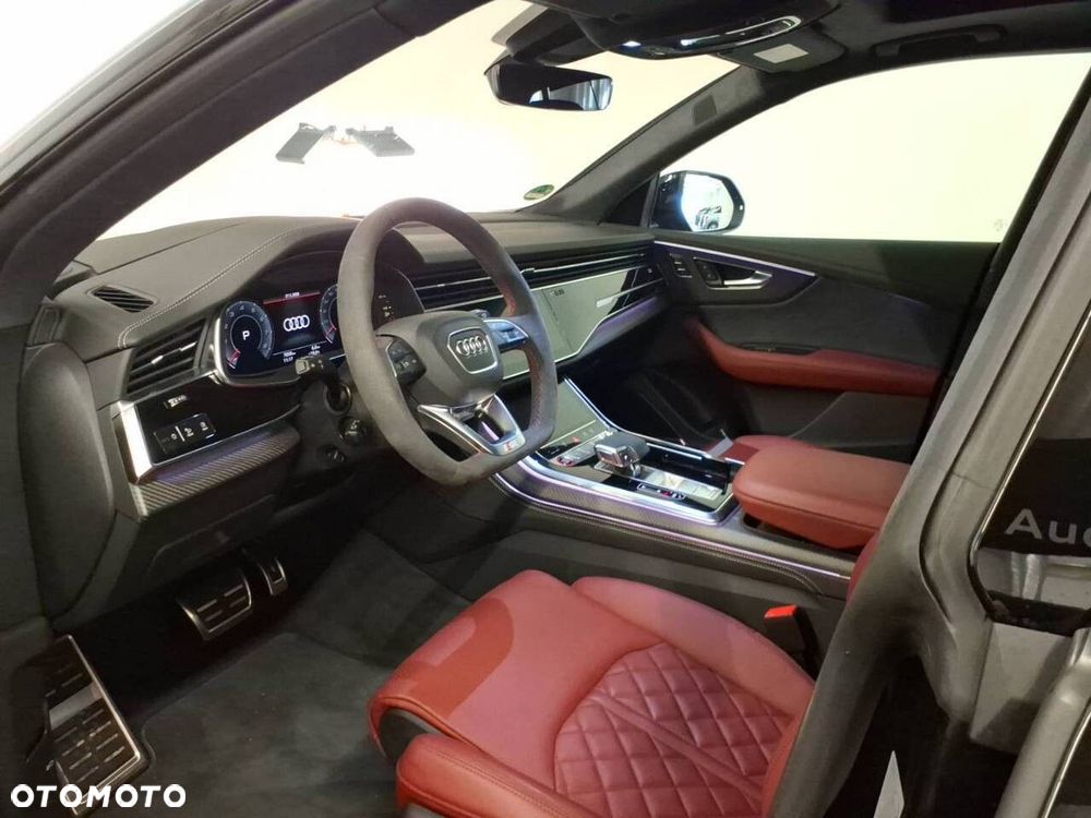 Audi SQ8 - 9