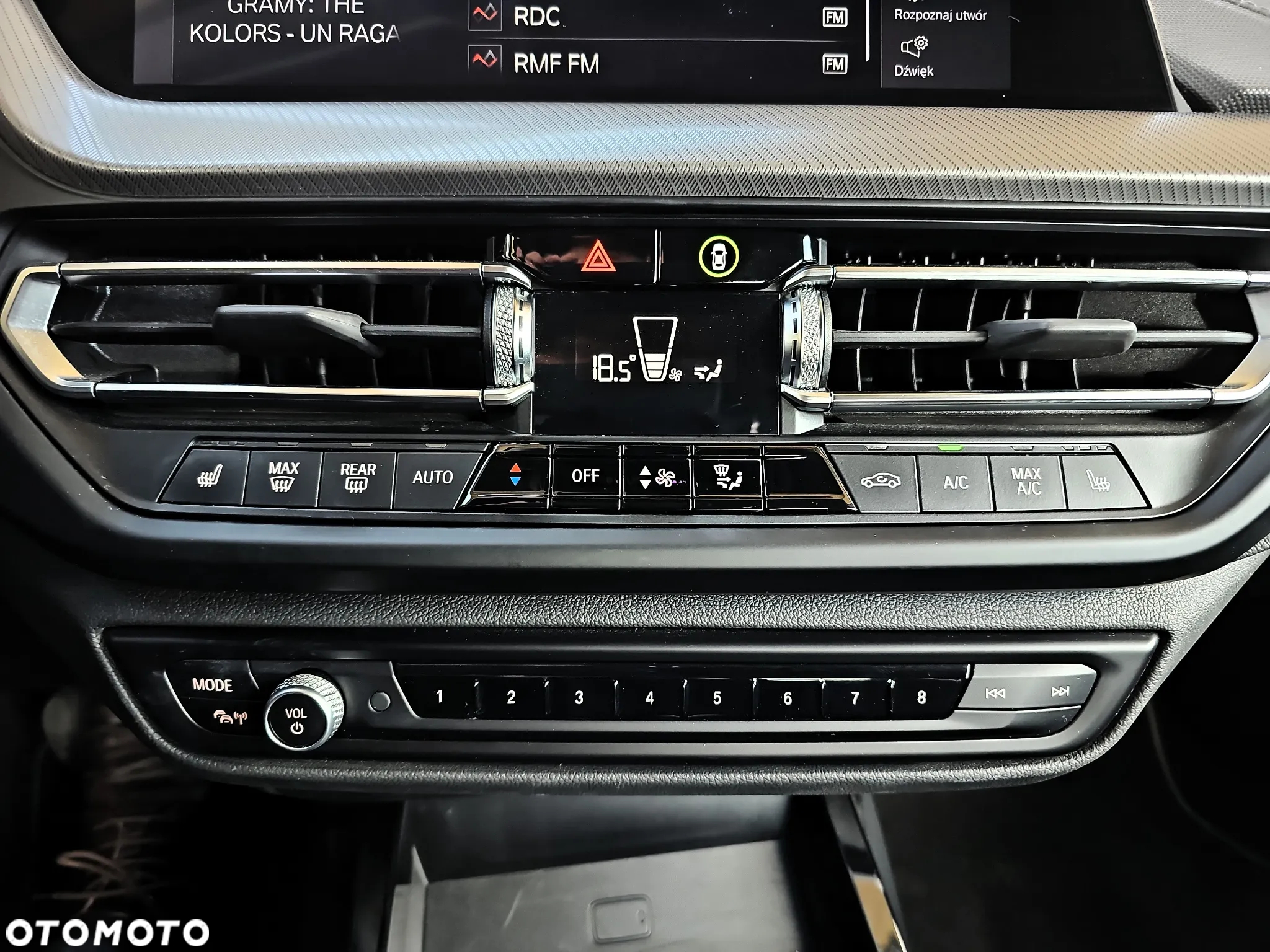 BMW Seria 2 220i xDrive Sport Line - 28