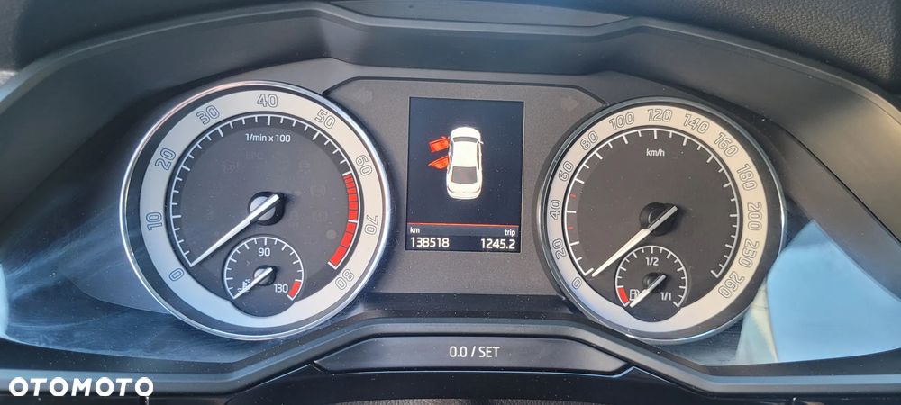 Skoda Superb 2.0 TSI 4x4 L&K DSG - 25