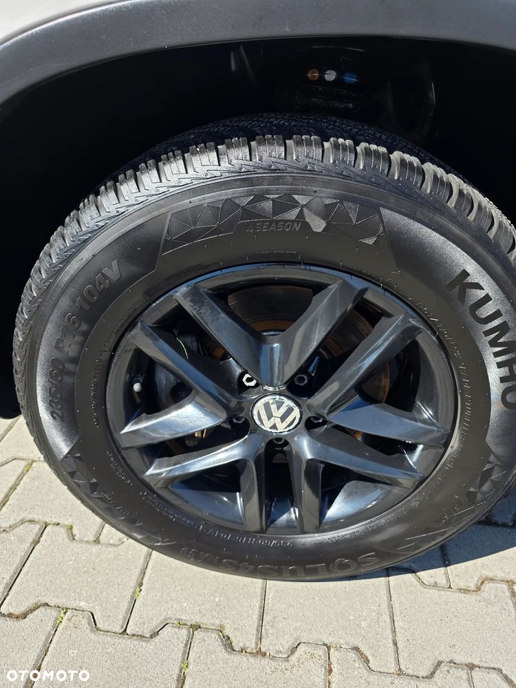 Volkswagen Tiguan - 11
