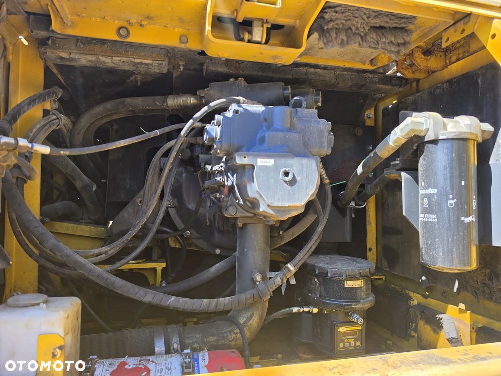 Komatsu PC350LC-8  Long Reach - 14