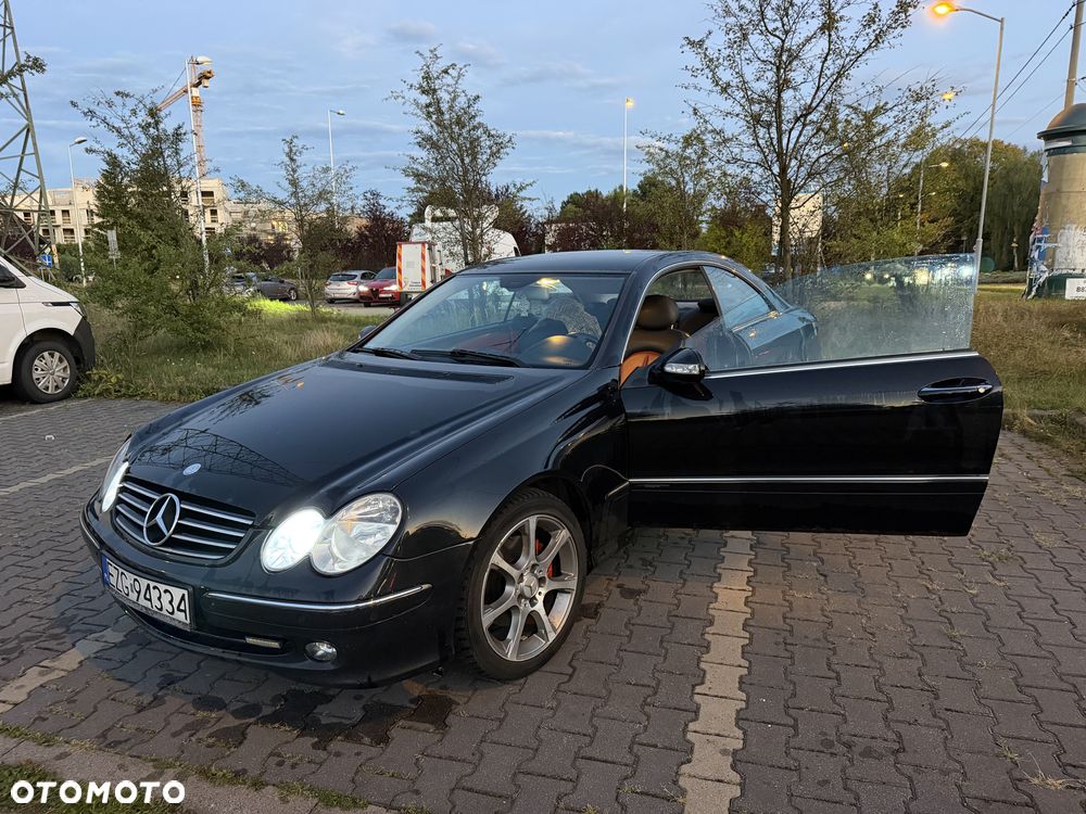Mercedes-Benz CLK - 13