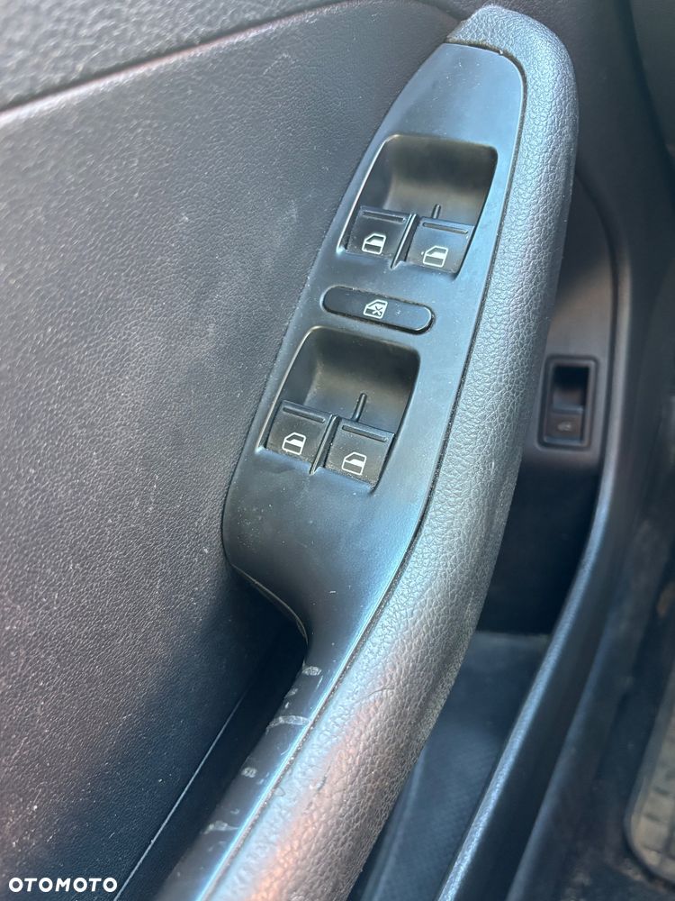 Volkswagen Jetta - 17