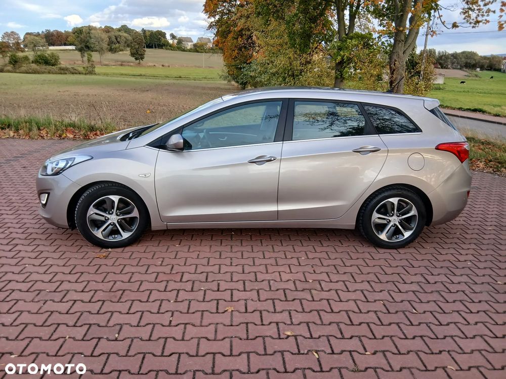 Hyundai i30 - 16