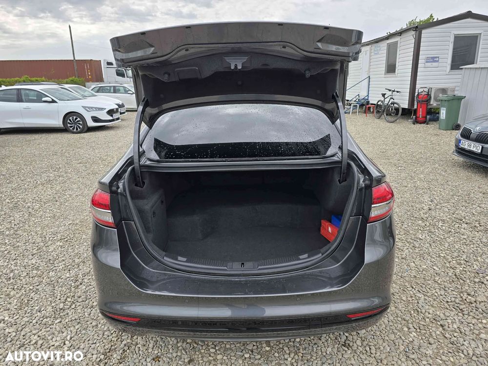 Ford Mondeo - 8