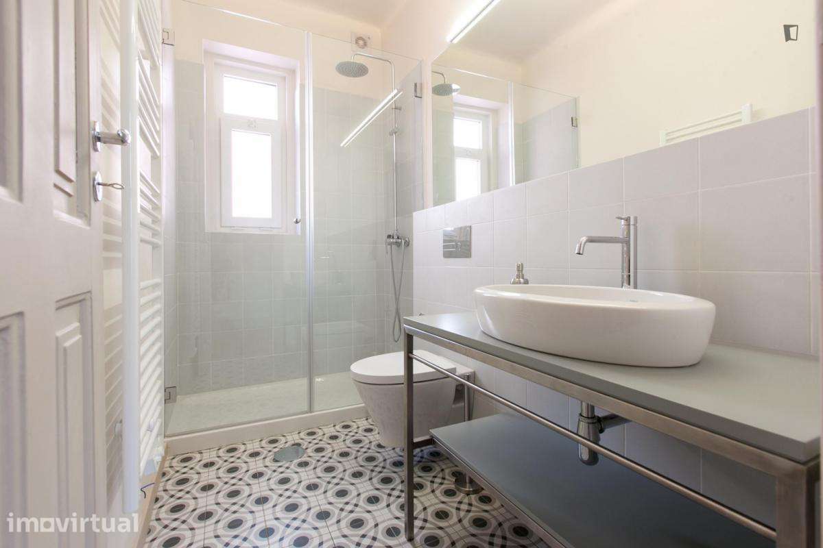 Quarto - localizado em Cedofeita Porto - Grande imagem: 5/21