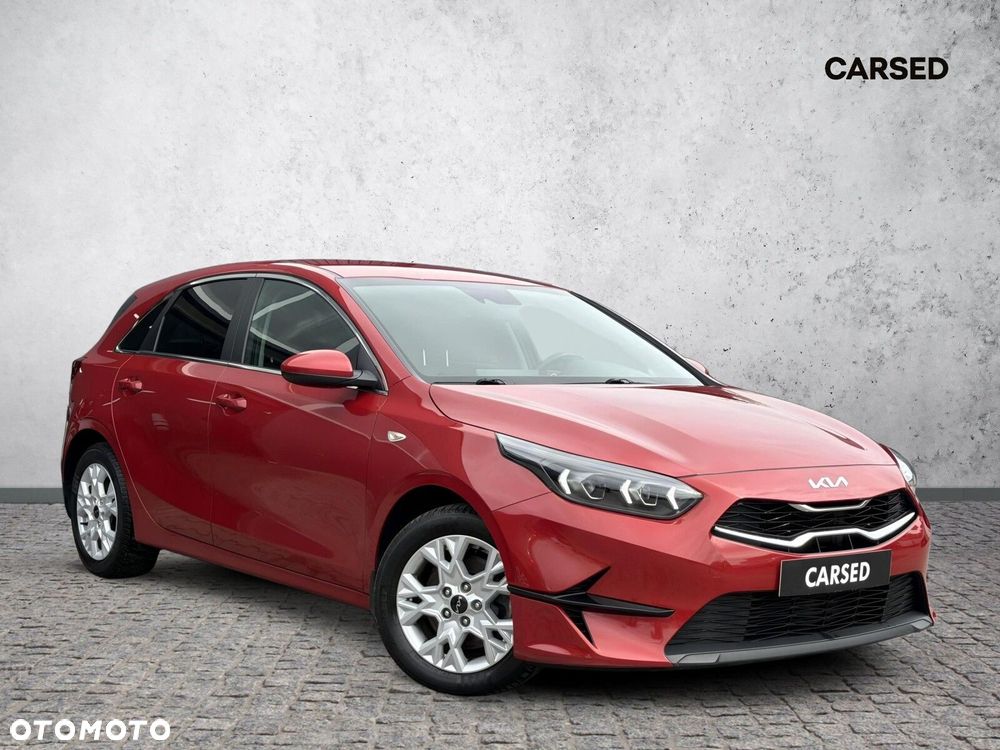 Kia Ceed - 10