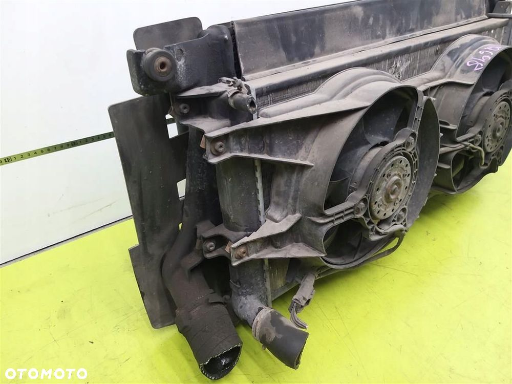 Chłodnice komplet Chrysler Voyager III 2,5 D 95-00 R CENA ZA KOMPLET - 7