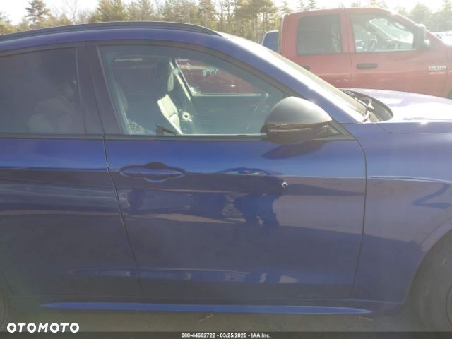 Alfa Romeo Stelvio 2.0 Turbo 16V AT8-Q4 Ti - 19