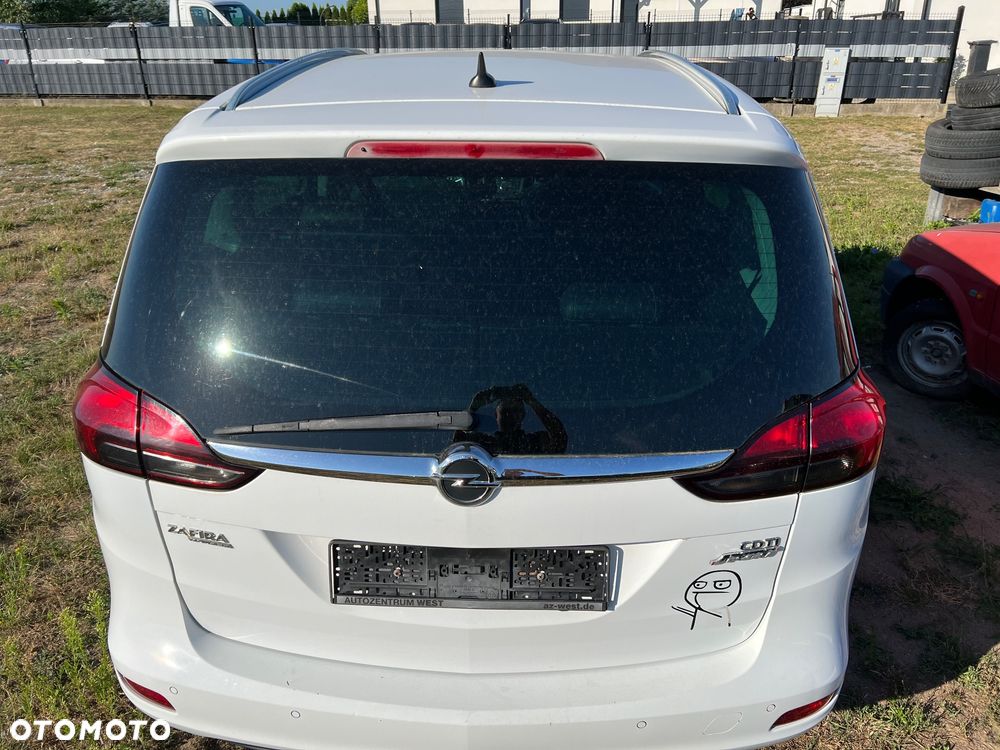 Opel Zafira - 14