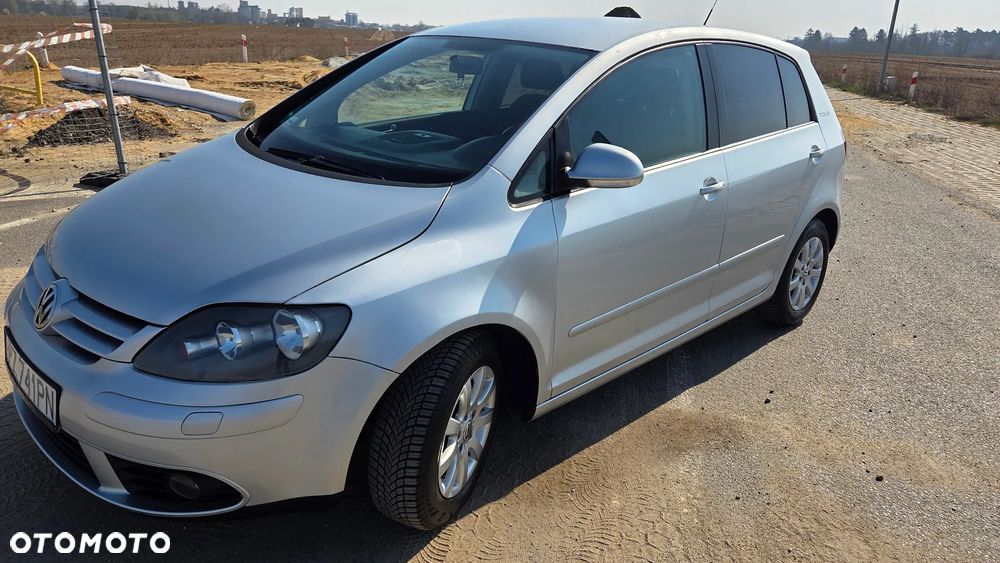 Volkswagen Golf Plus 2.0 TDI Comfortline - 7