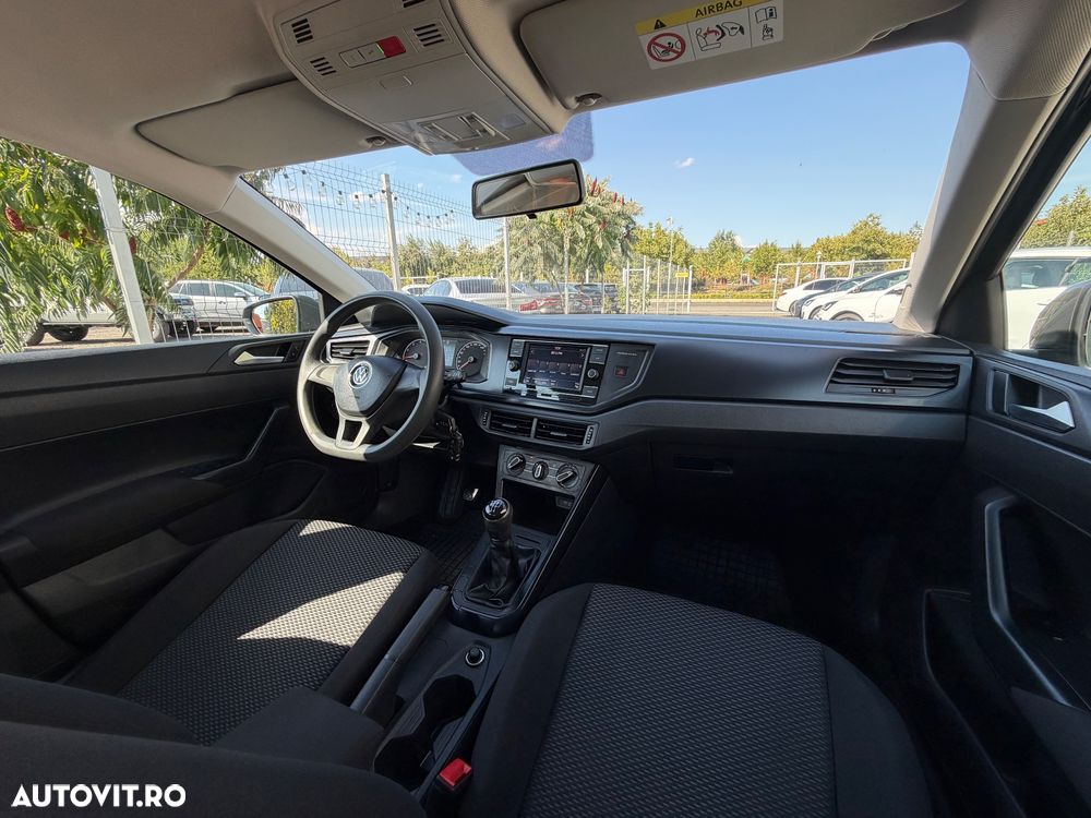 Volkswagen Polo 1.0 Comfortline - 24
