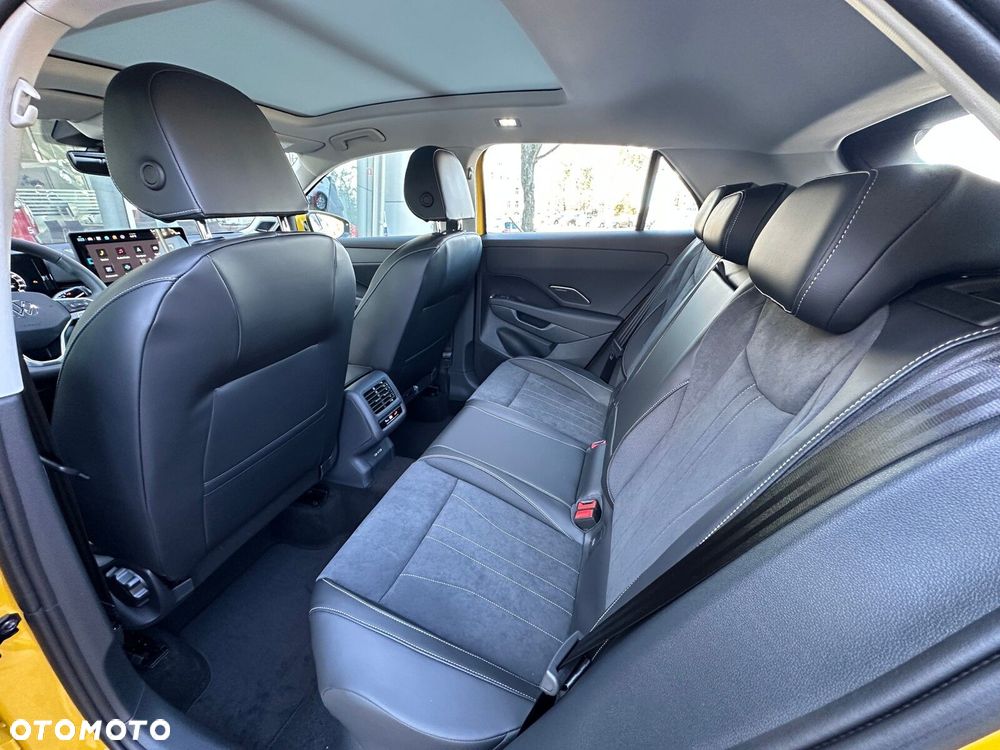 Volkswagen T-Roc 1.5 TSI Style DSG - 28