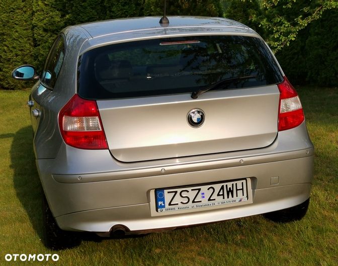 BMW Seria 1 120i - 4
