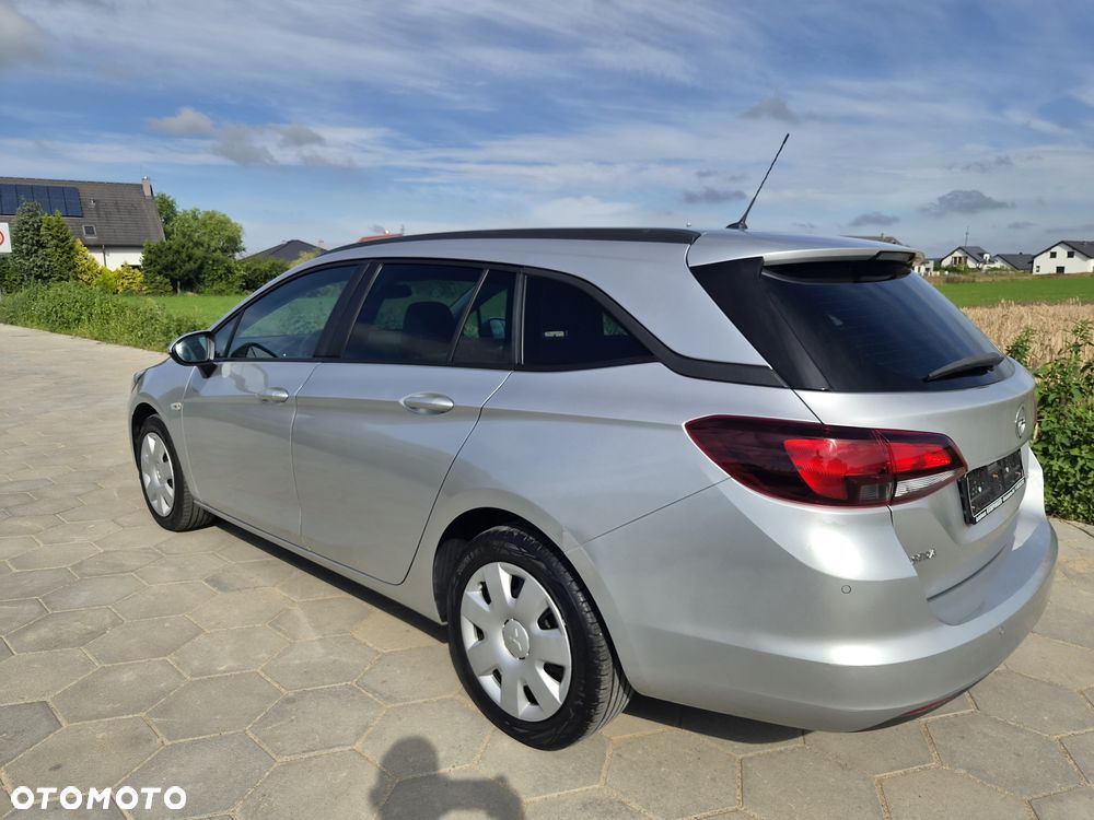 Opel Astra 1.4 Turbo Business - 6