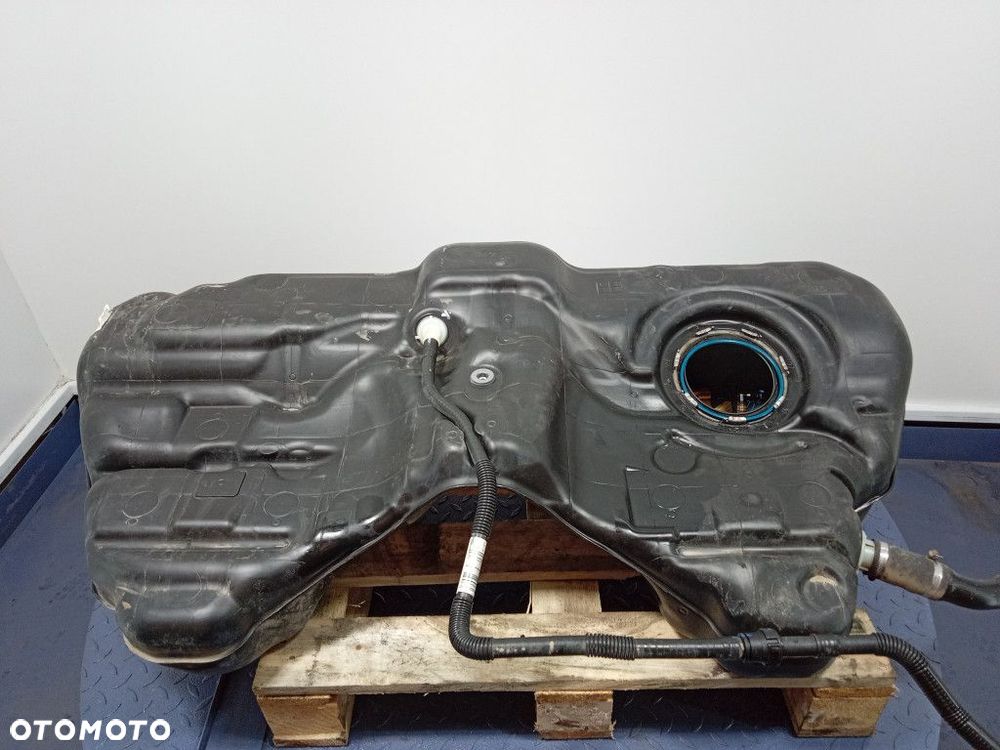BMW 7 G11 G12 ZBIORNIK BAK PALIWA DIESEL 7358684 - 2