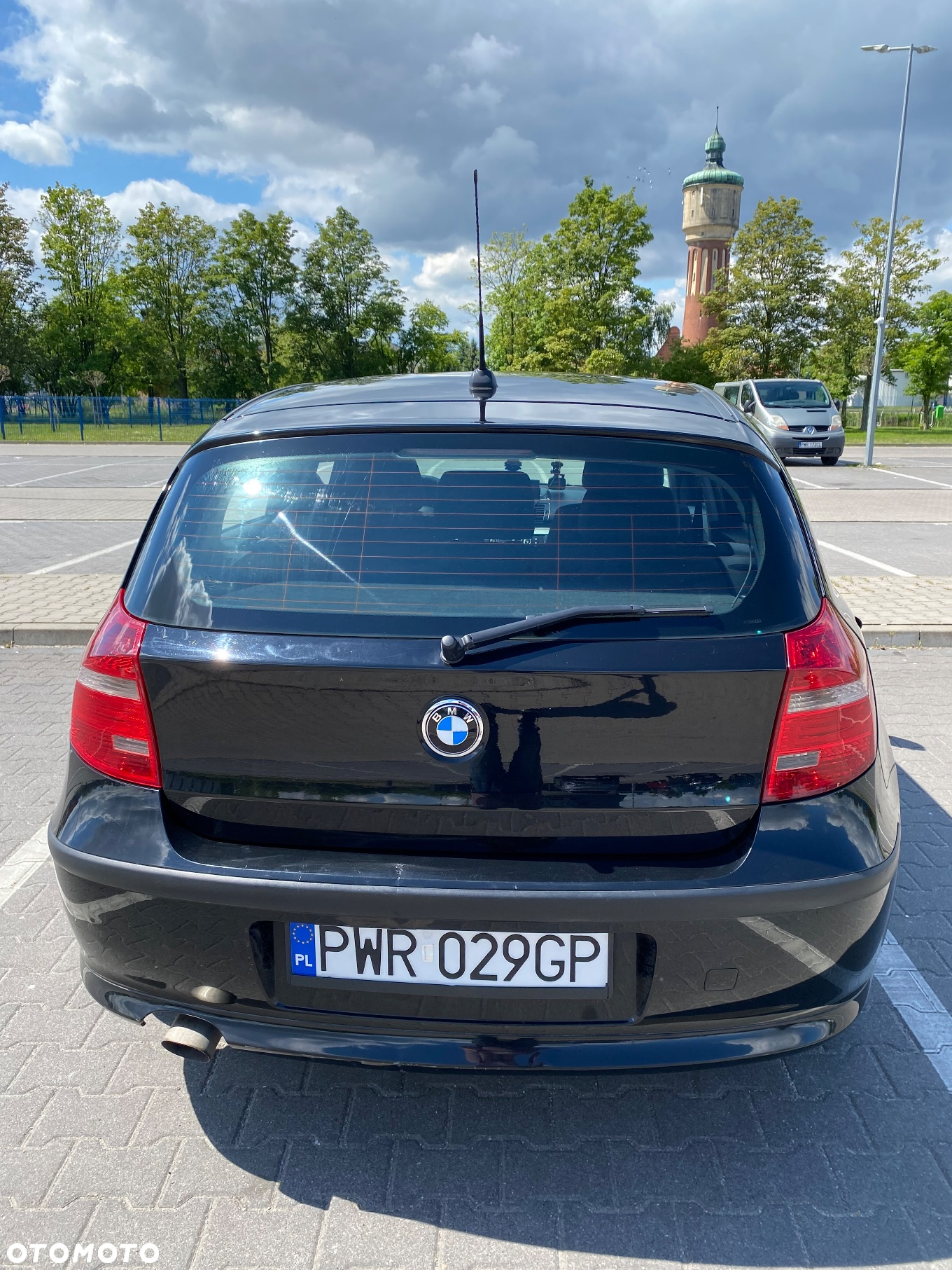 BMW Seria 1 118d - 4
