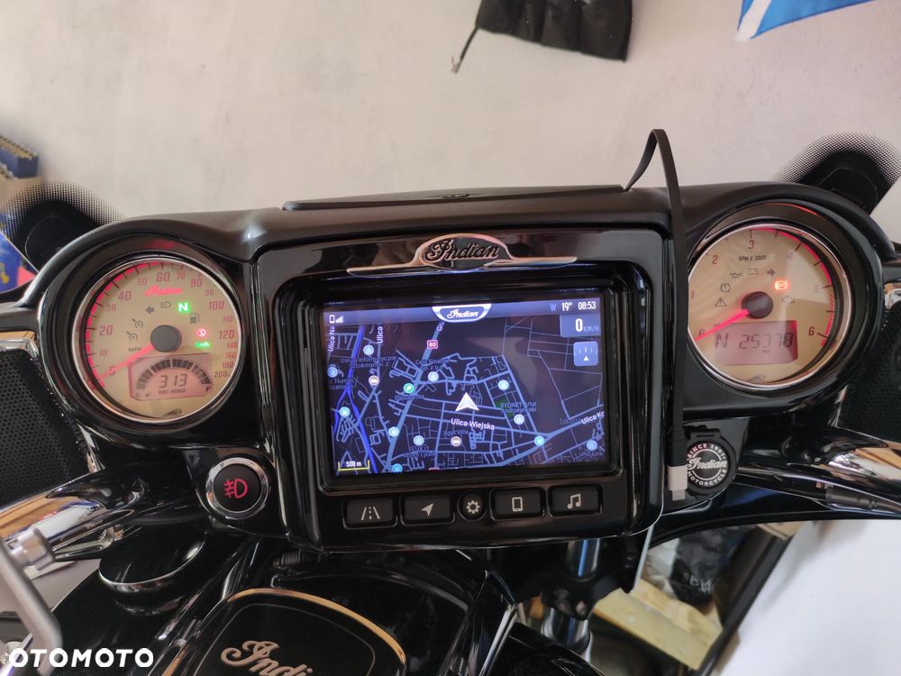Indian Roadmaster - 21