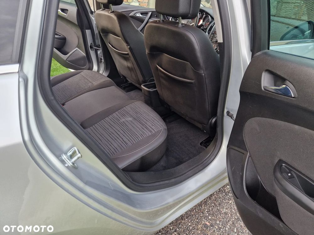 Opel Astra - 11