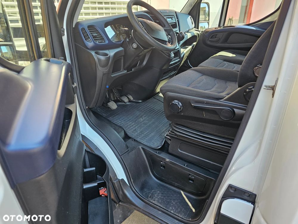 Iveco 50C15 - 10