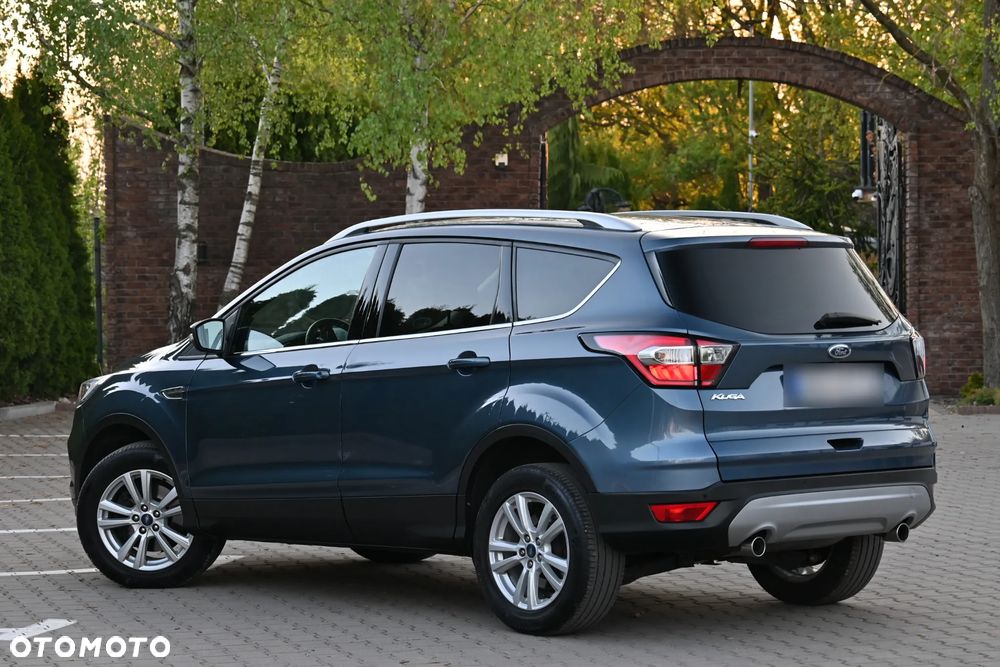 Ford Kuga 2.0 TDCi 4x2 Titanium - 17