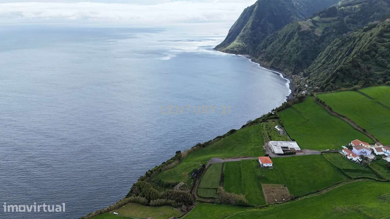 Terreno em Nordeste, Ilha de São Miguel - 6964m² - Grande imagem: 5/11