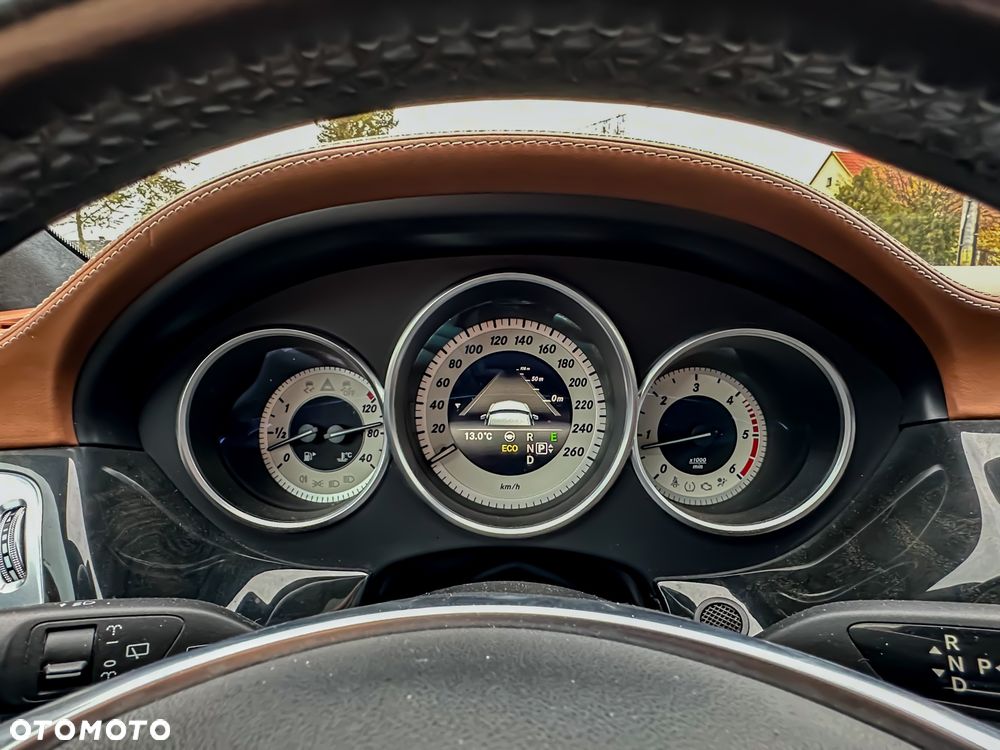 Mercedes-Benz CLS 350 d 4-Matic - 17