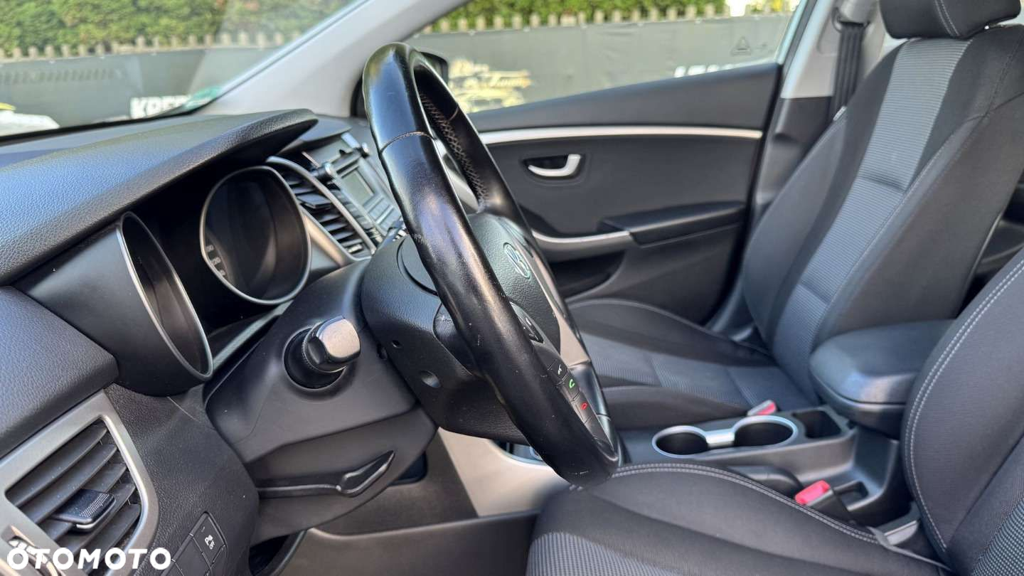 Hyundai i30 - 36