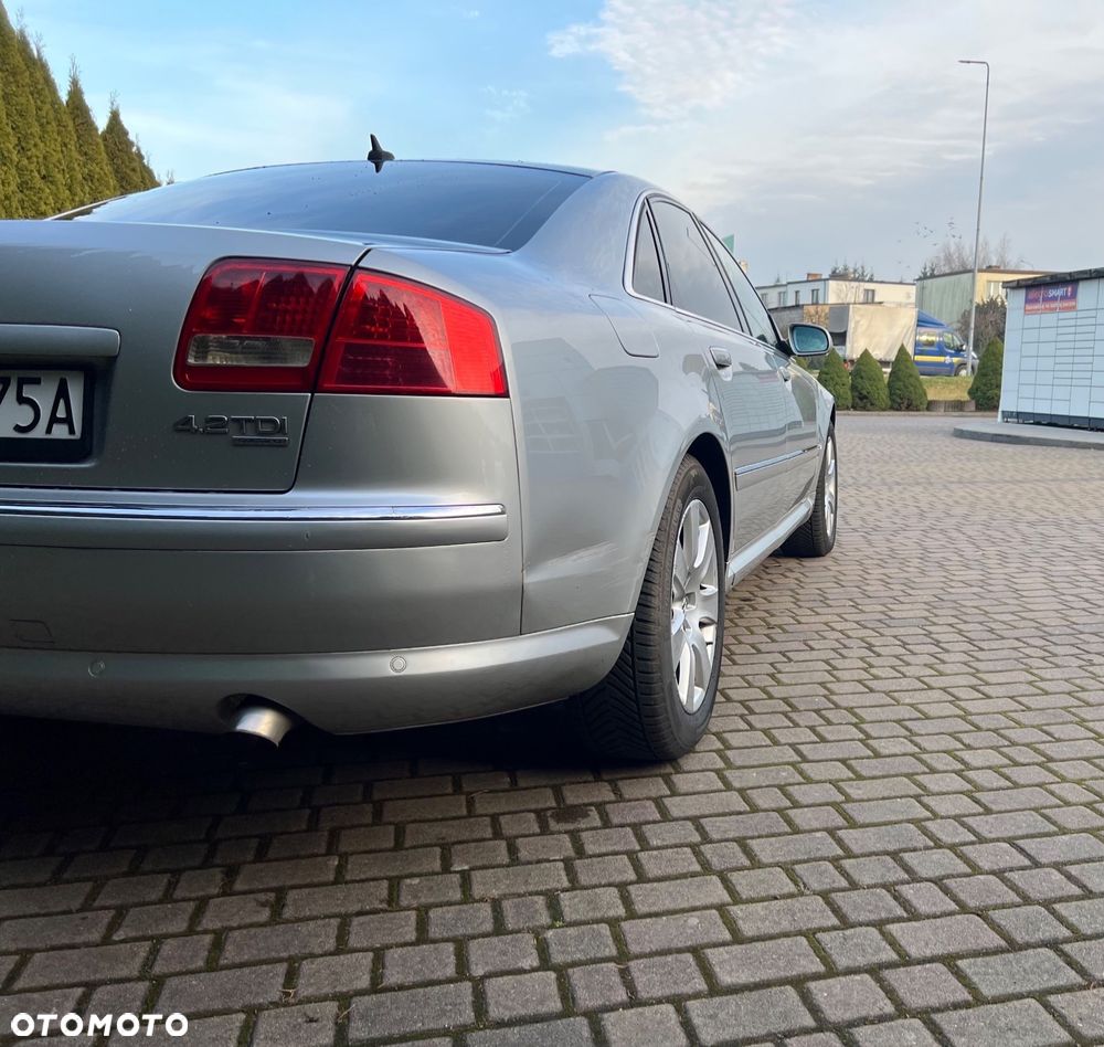 Audi A8 4.2 TDI Quattro - 10