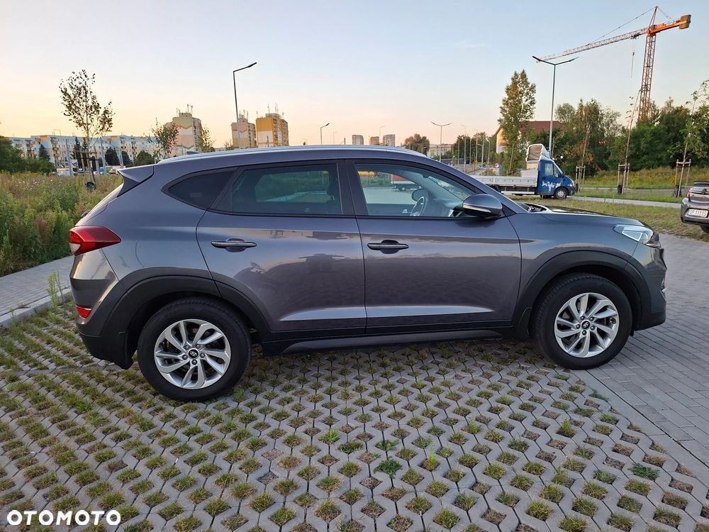 Hyundai Tucson 1.6 GDI BlueDrive Style 2WD - 5
