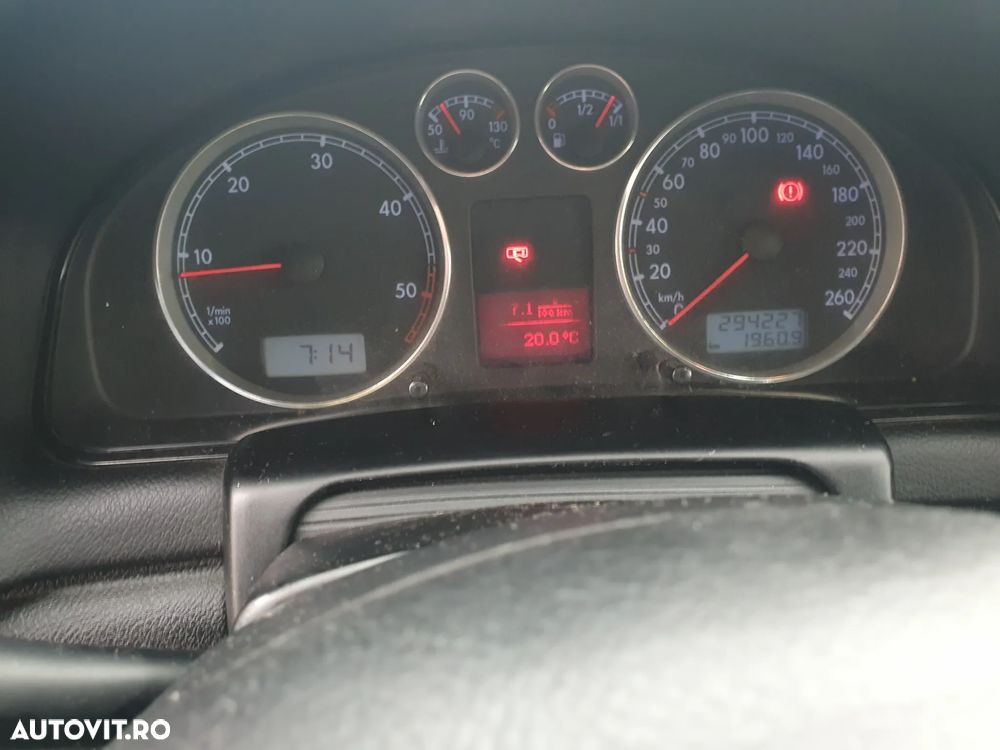 Volkswagen Passat 1.9TDI Basis - 11
