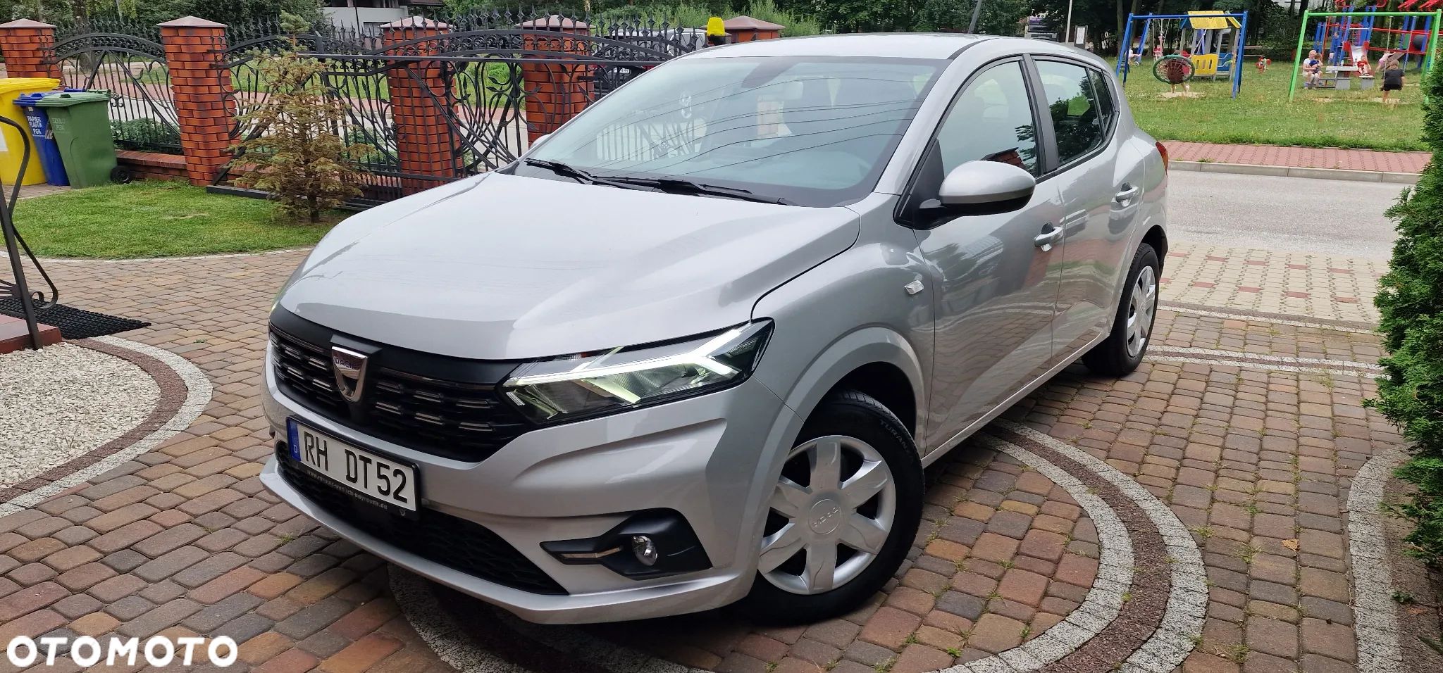 Dacia Sandero - 1
