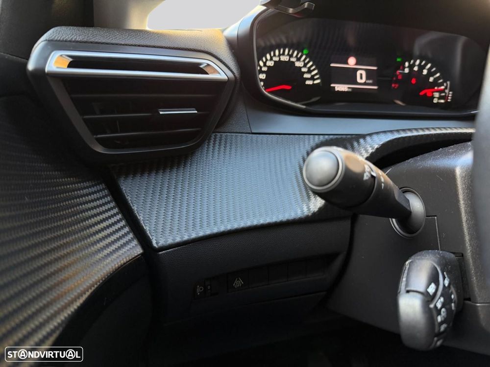 Peugeot 208 1.2 PureTech Active Pack - 13