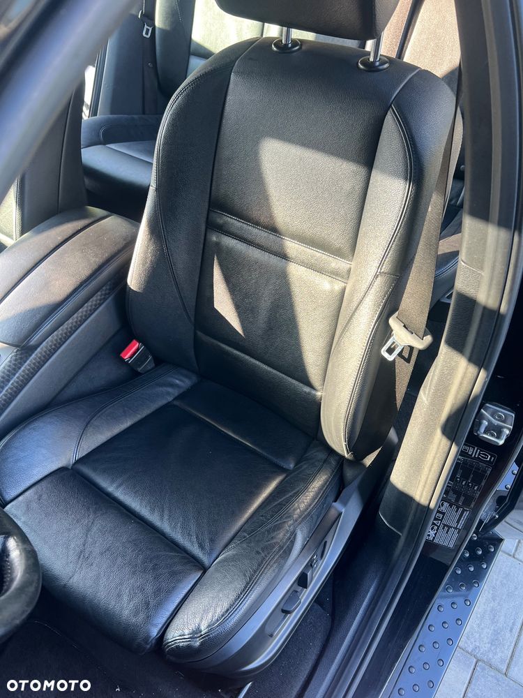 BMW X6 - 12