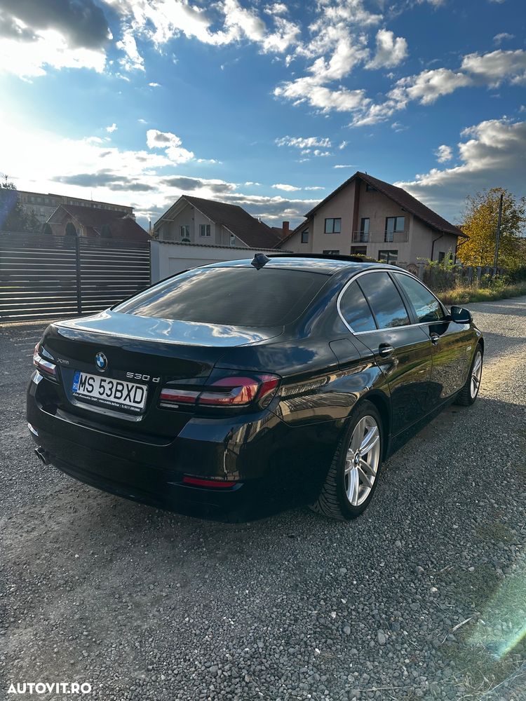 BMW Seria 5 530d xDrive - 2